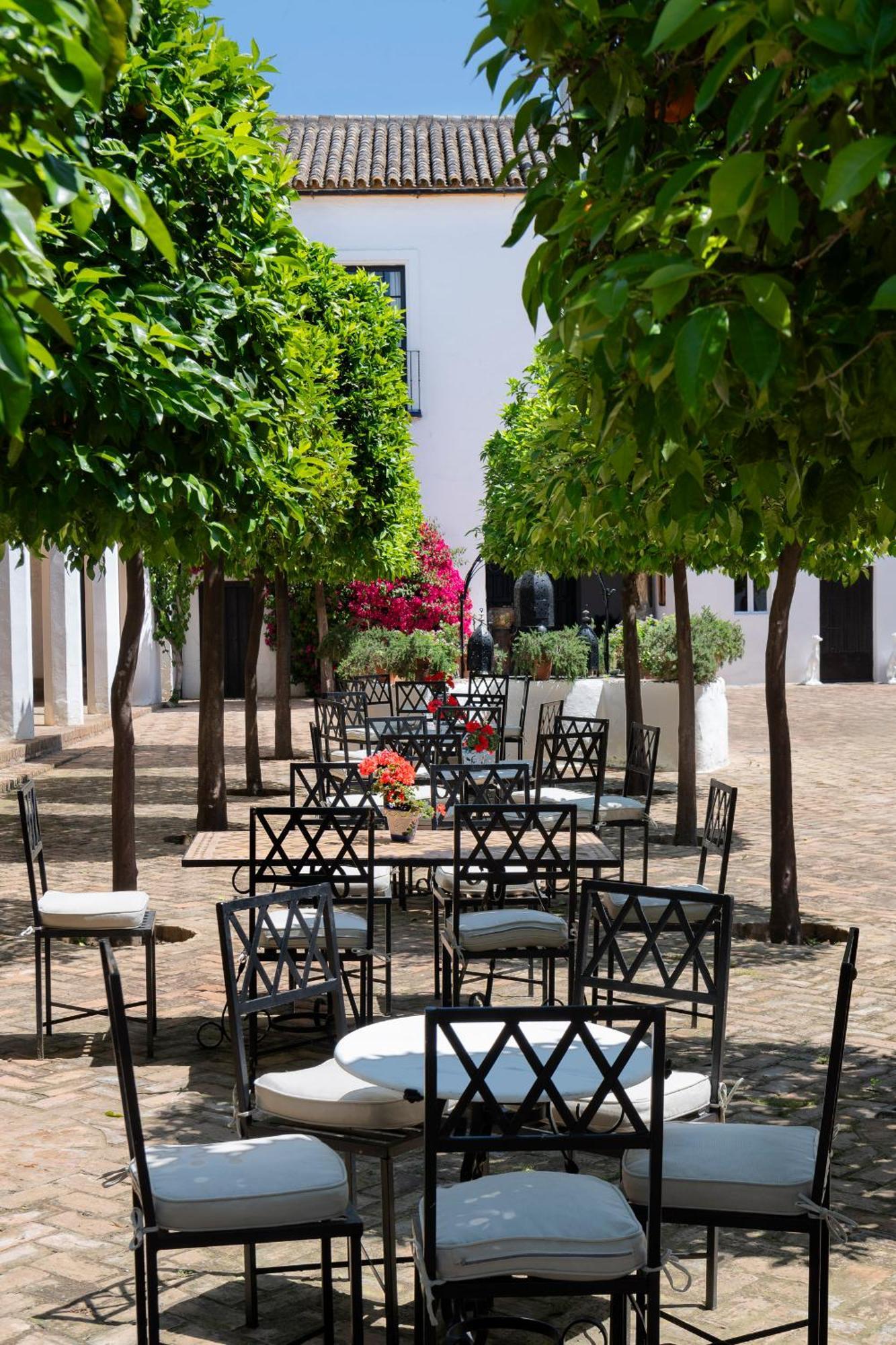 Cortijo Torre De La Reina Hotel Exterior photo