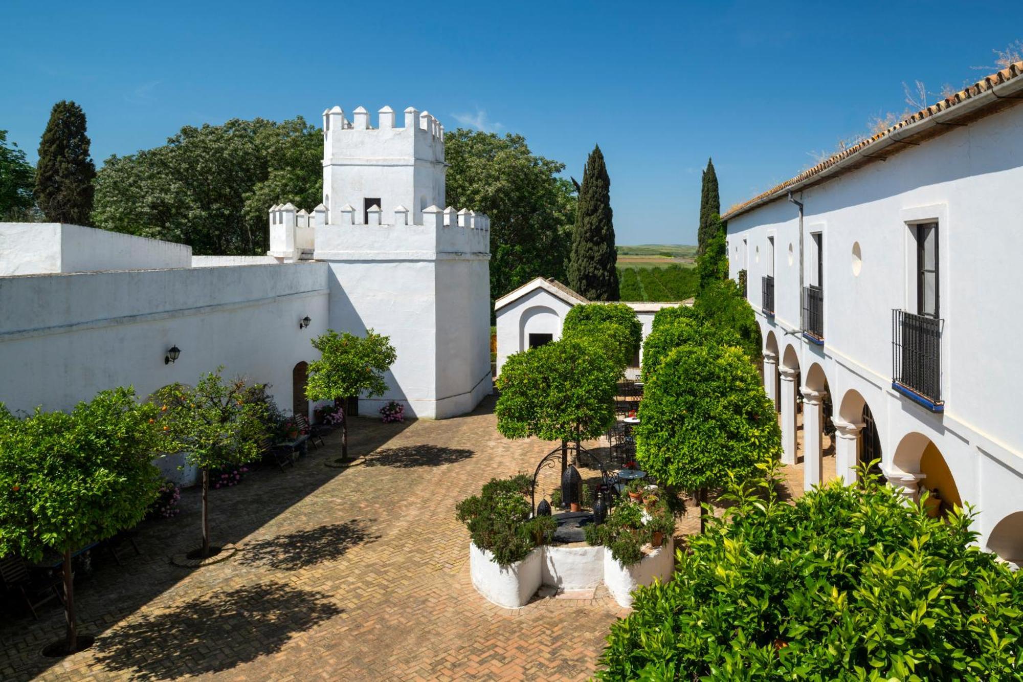 Cortijo Torre De La Reina Hotel Exterior photo